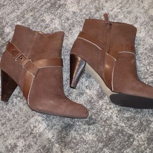 Cole Haan NikeAir Brown Suede Ankle Boots/Booties